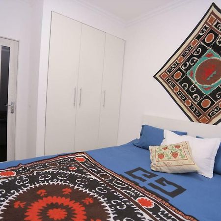 Luxury 2 Bedrooms Apartment Walking Distance From Gur-Emir Samarcande Extérieur photo