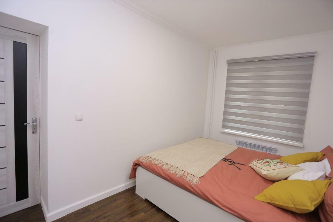 Luxury 2 Bedrooms Apartment Walking Distance From Gur-Emir Samarcande Extérieur photo