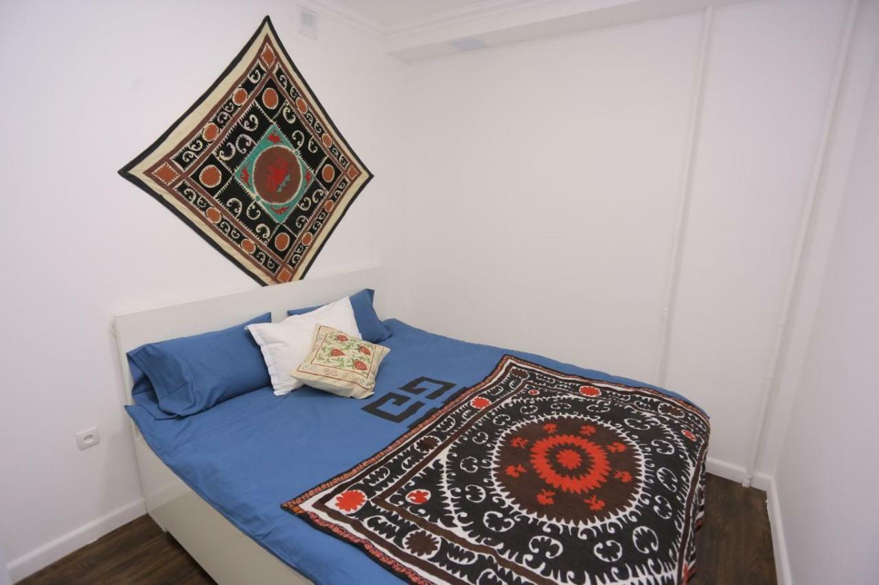 Luxury 2 Bedrooms Apartment Walking Distance From Gur-Emir Samarcande Extérieur photo